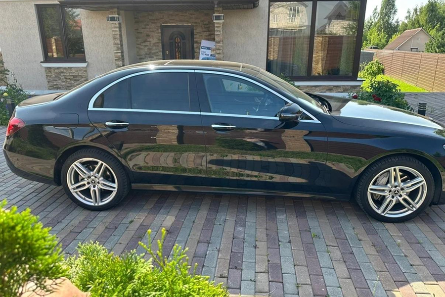 مرسيدس-بنز E-Class8