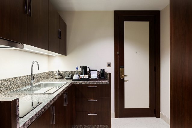 6hr4sfmnem0o9sjh6kb008651ludnzr9