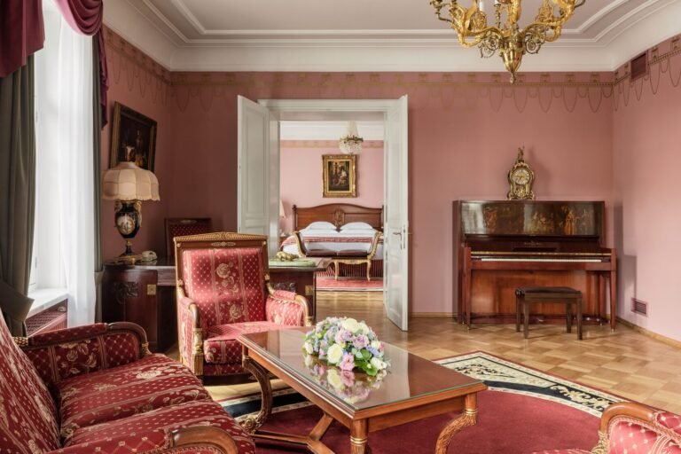 Hotel National