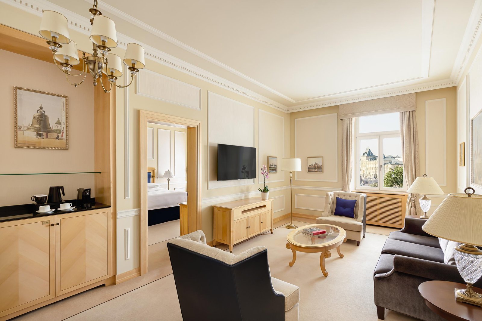 e683d7eccee3-86458136_4K