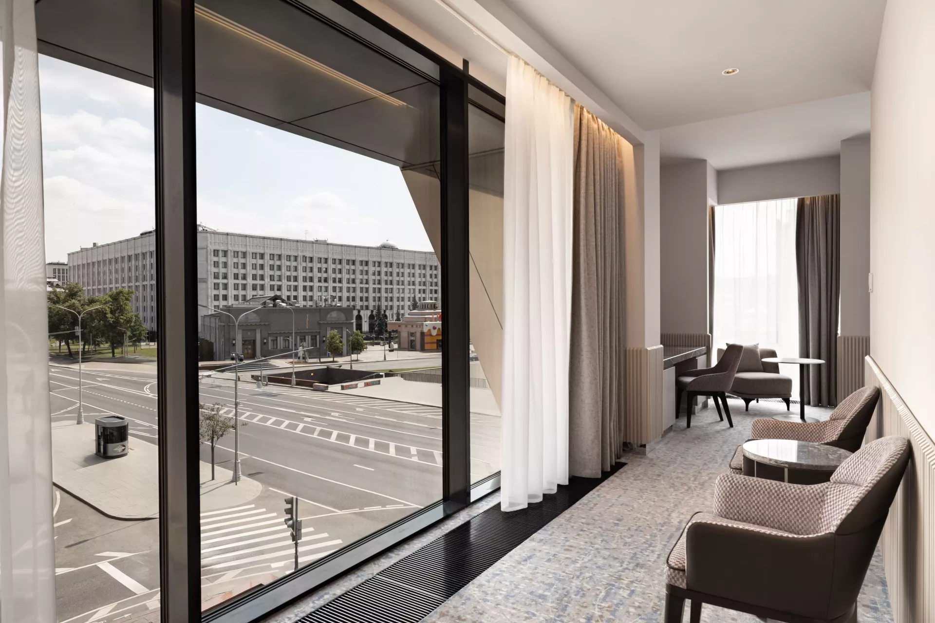 l_qwiQ_1jZMXuFKF0dstu6tNtDN8IB55