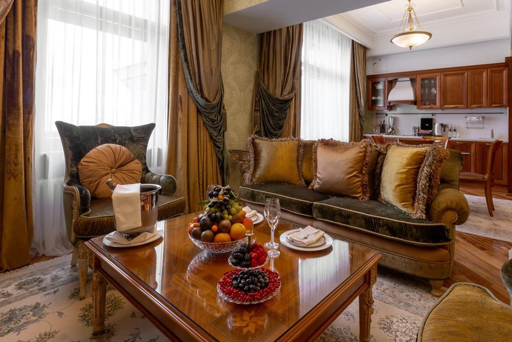 wzLt5F0wW7MA4AavyV2j