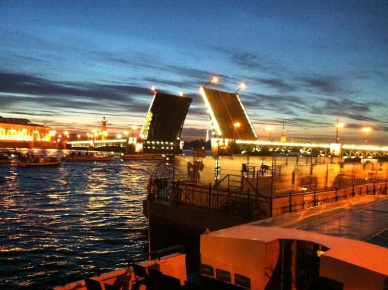 saint petersburg white nights bridge