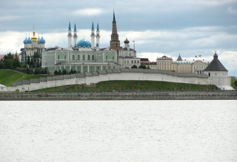 Вид на Кремль с Казана (View to Kremlin from Kazan) - panoramio (3).jpg
